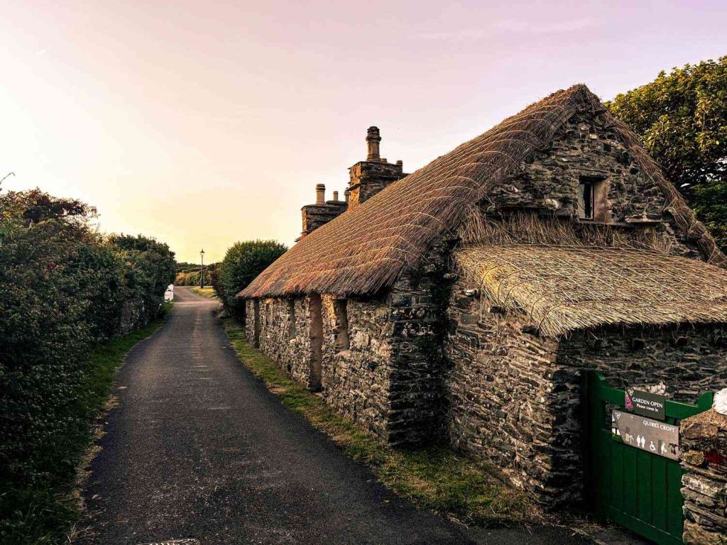 HERITAGE CRITERIOR UK